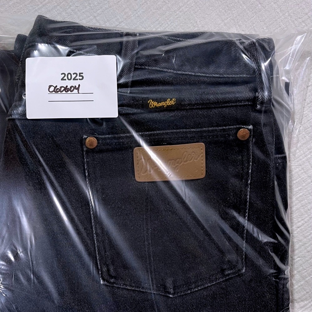 Vintage Wrangler Jeans Black Denim Straight Leg 948BLK 80s Mens Size 36x30 - Picture 9 of 9